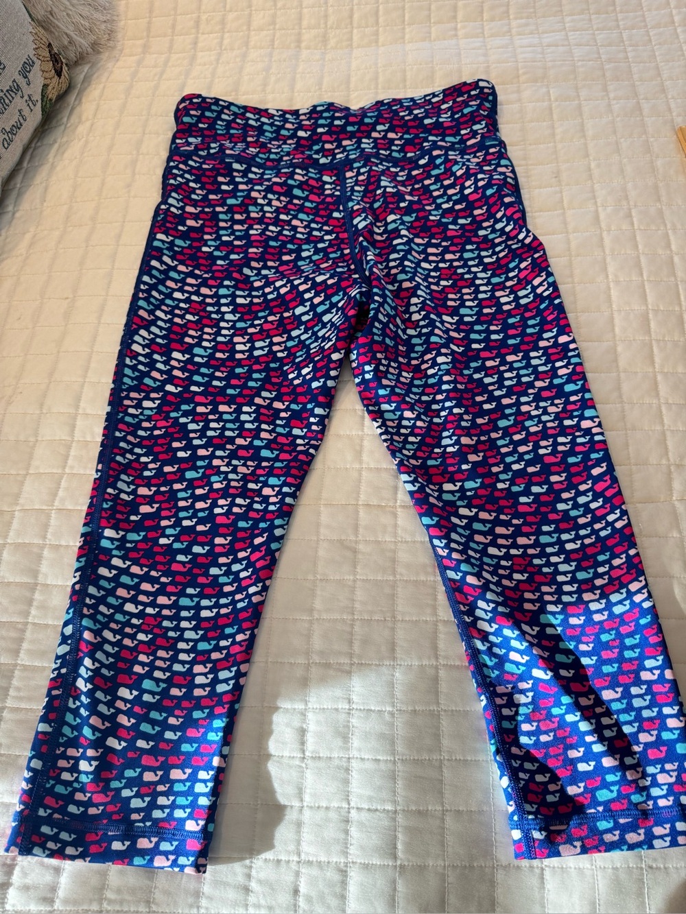Vineyard Vines Navy Capri Leggings with Pink & Light Blue Whale Pattern
